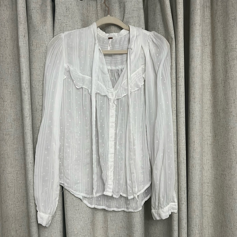 White long sleeve Free people blouse size medium